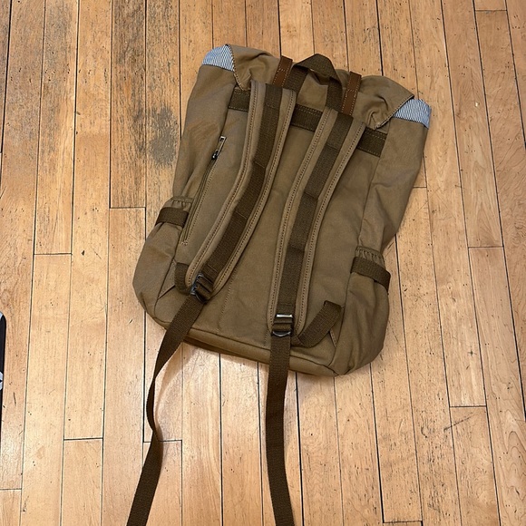 Canvas Backpack - Picture 2 of 10